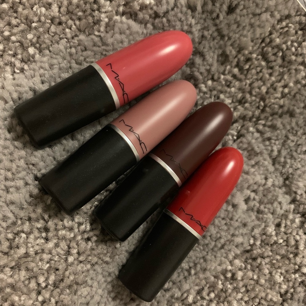 Mac lipstick bundle